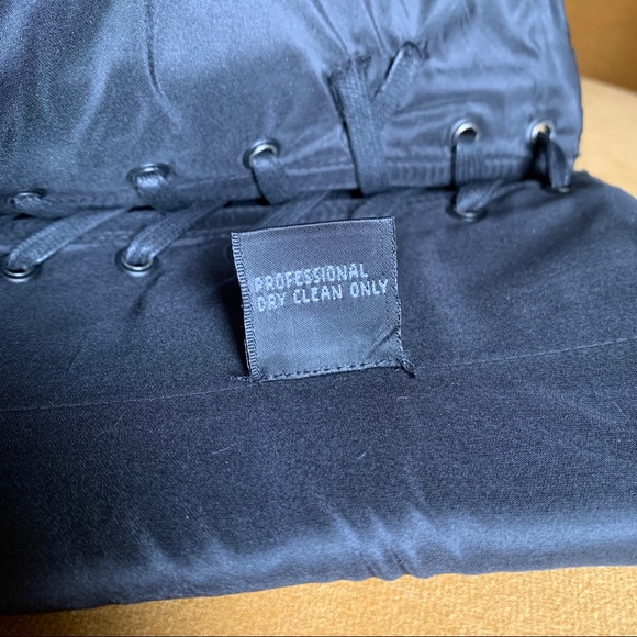 Closet Closes 11/1/22 RARE Vintage Carmen Marc Valvo Silk Corset - Picture 12 of 16